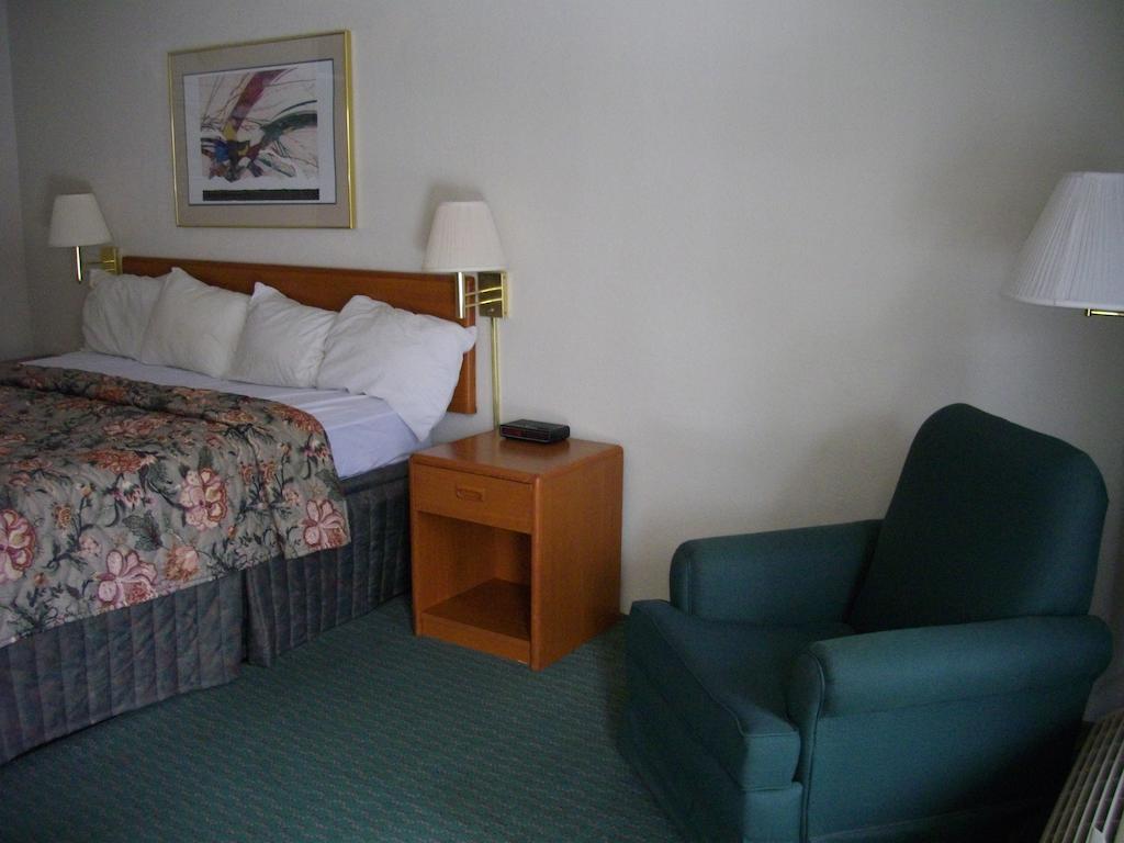 Macomb Inn Zimmer foto