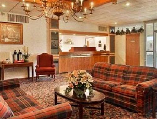 Macomb Inn Interior foto